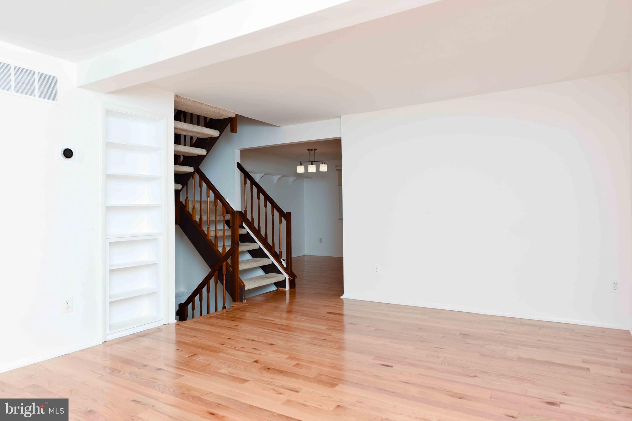 RESTON - Residential Lease