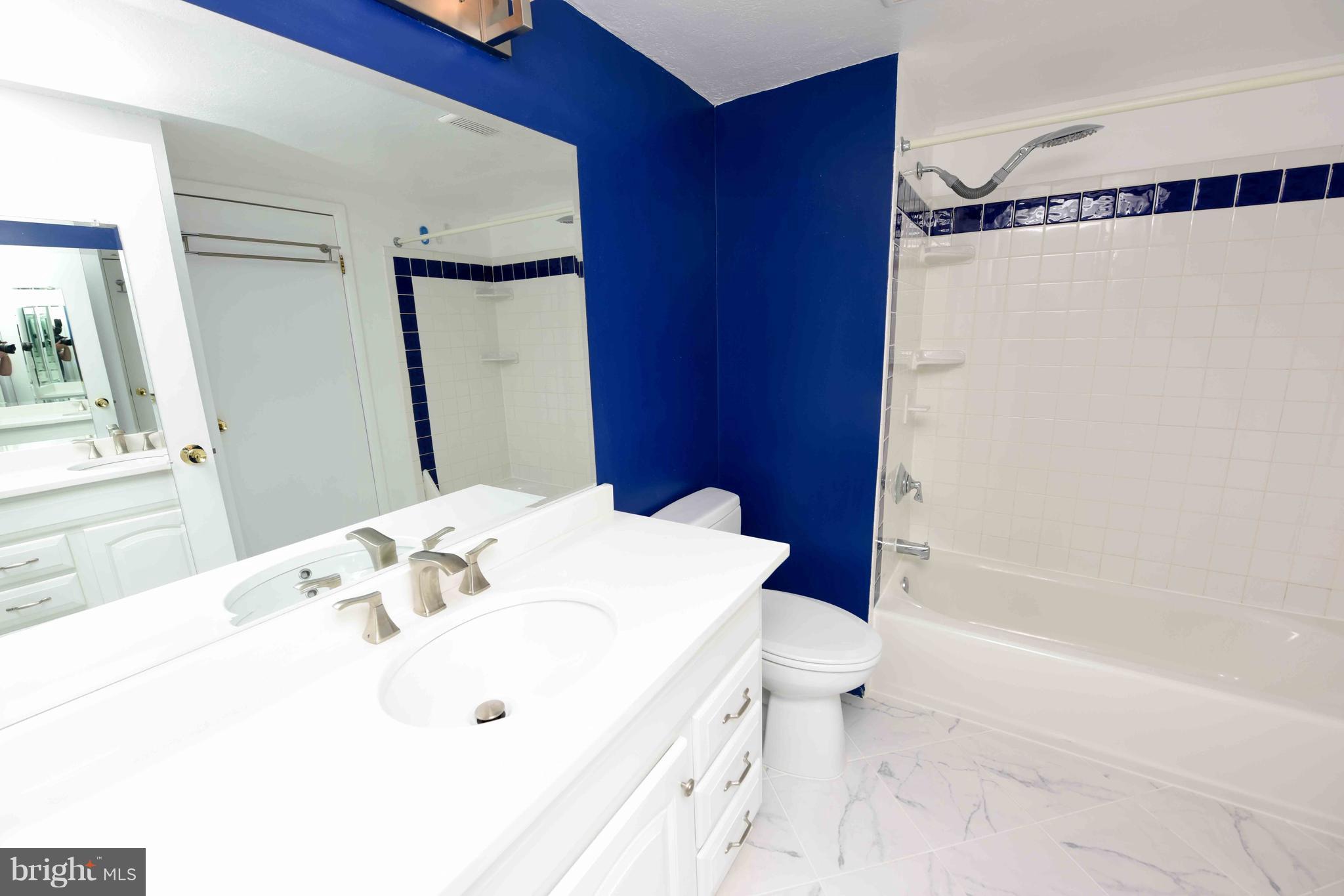 RESTON - Residential Lease