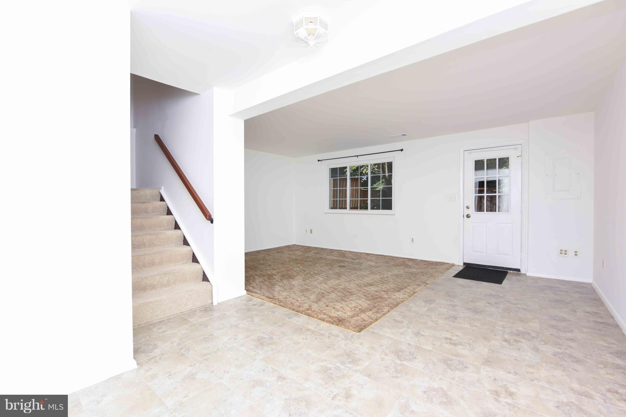 RESTON - Residential Lease