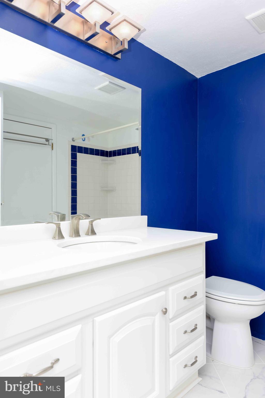 RESTON - Residential Lease