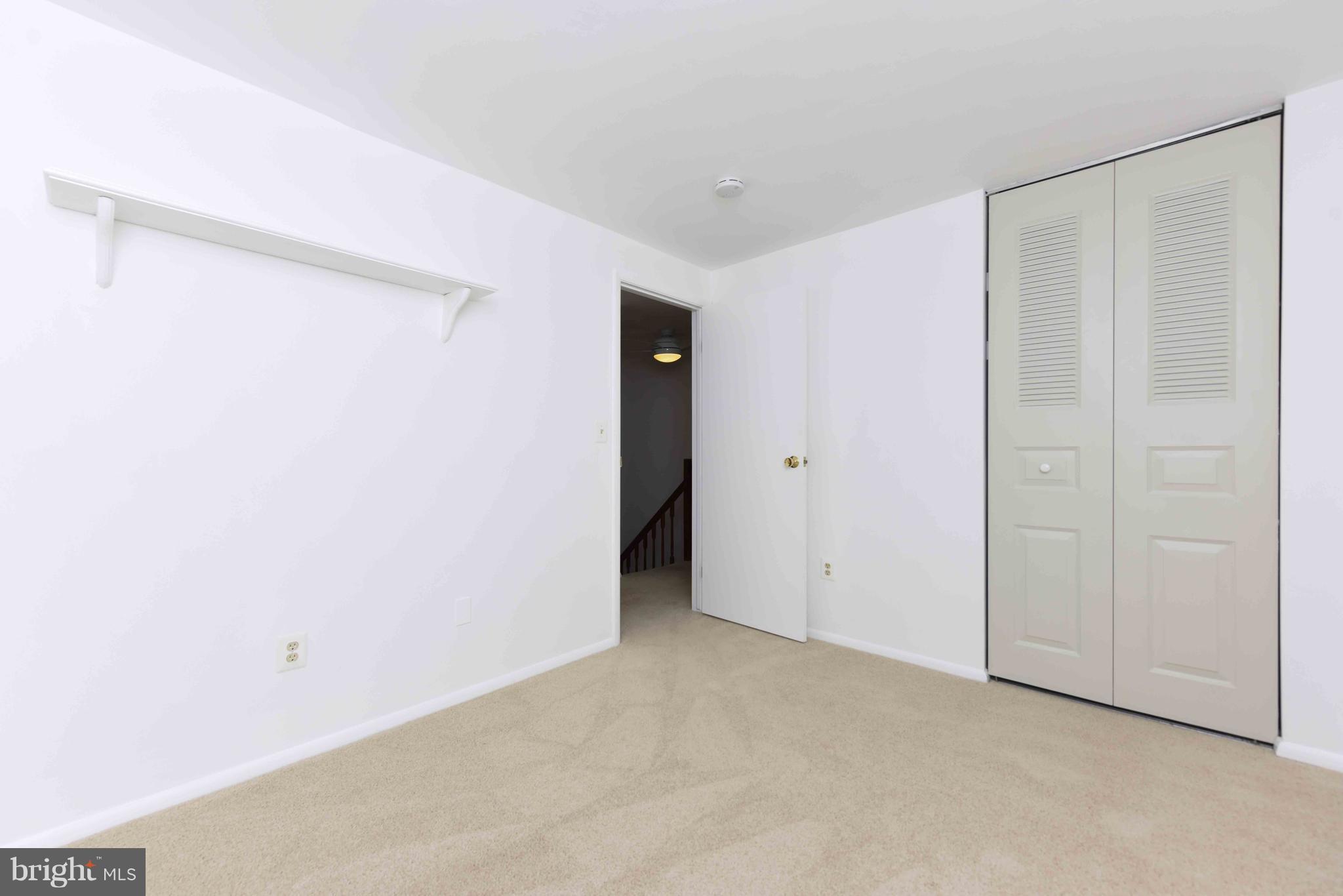 RESTON - Residential Lease