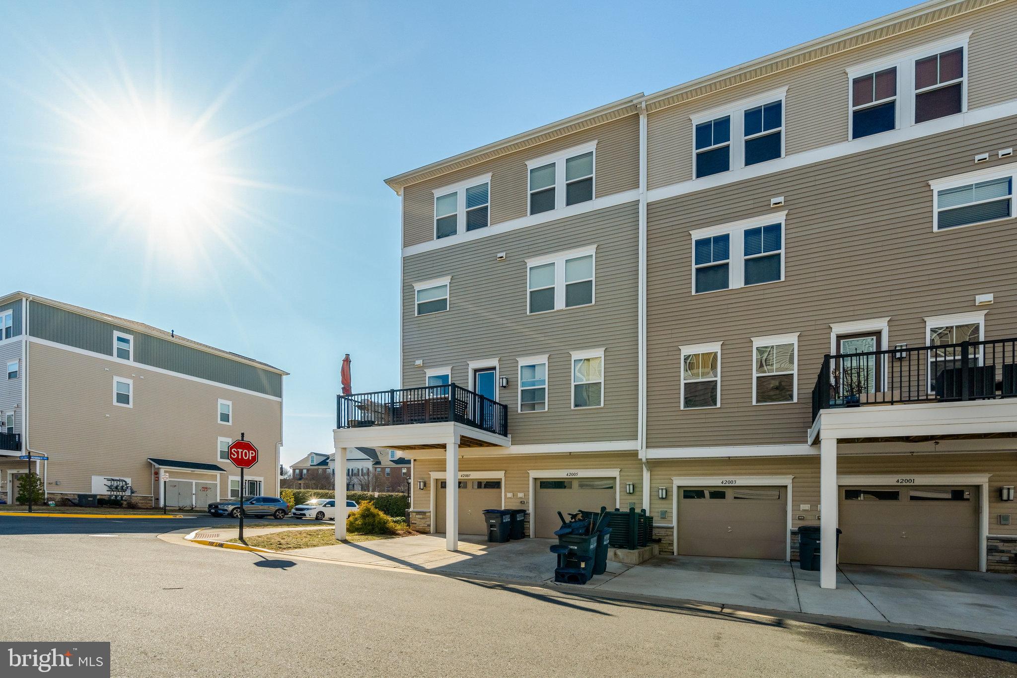 STONE RIDGE - Residential