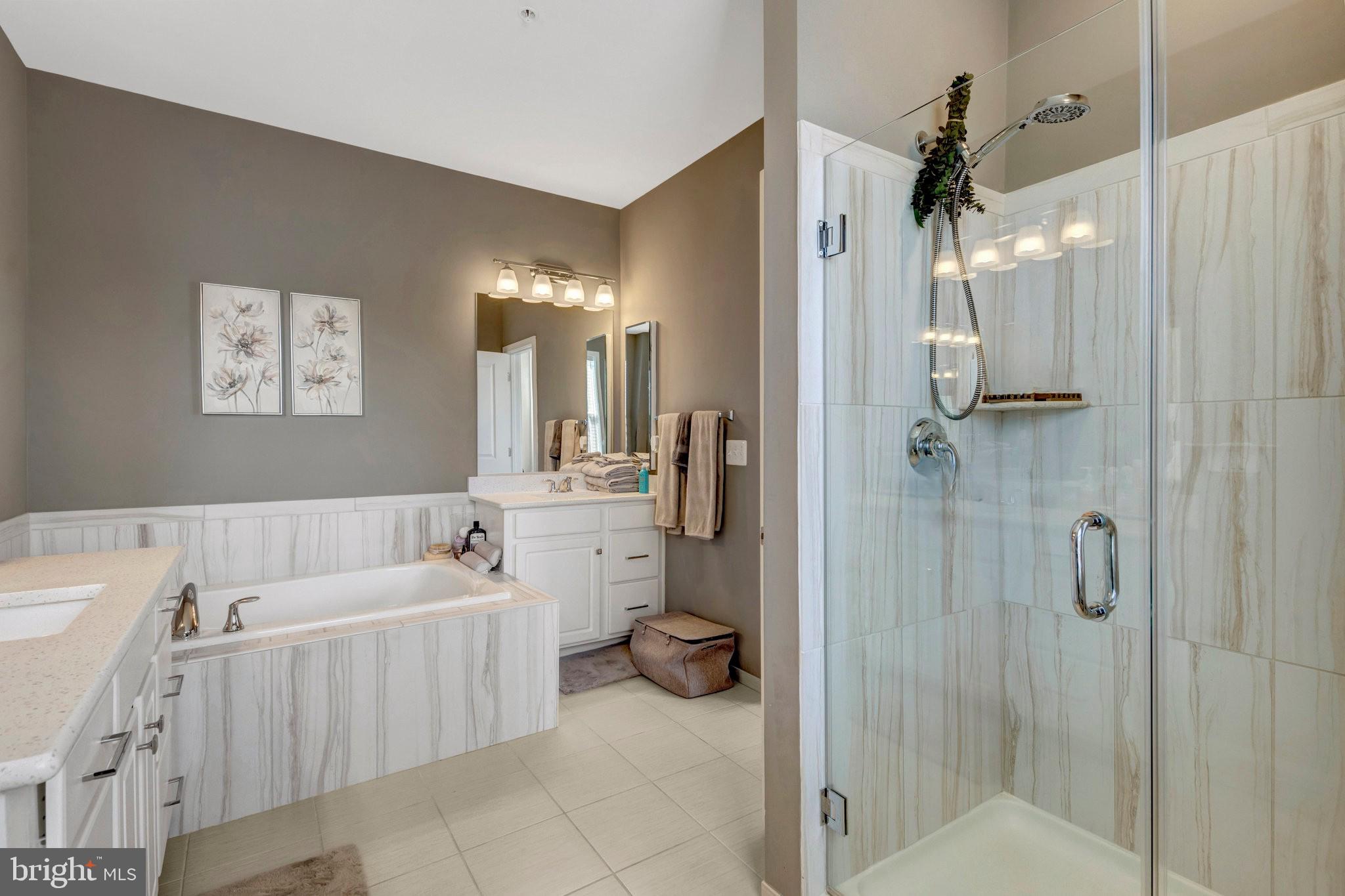 STONE RIDGE - Residential