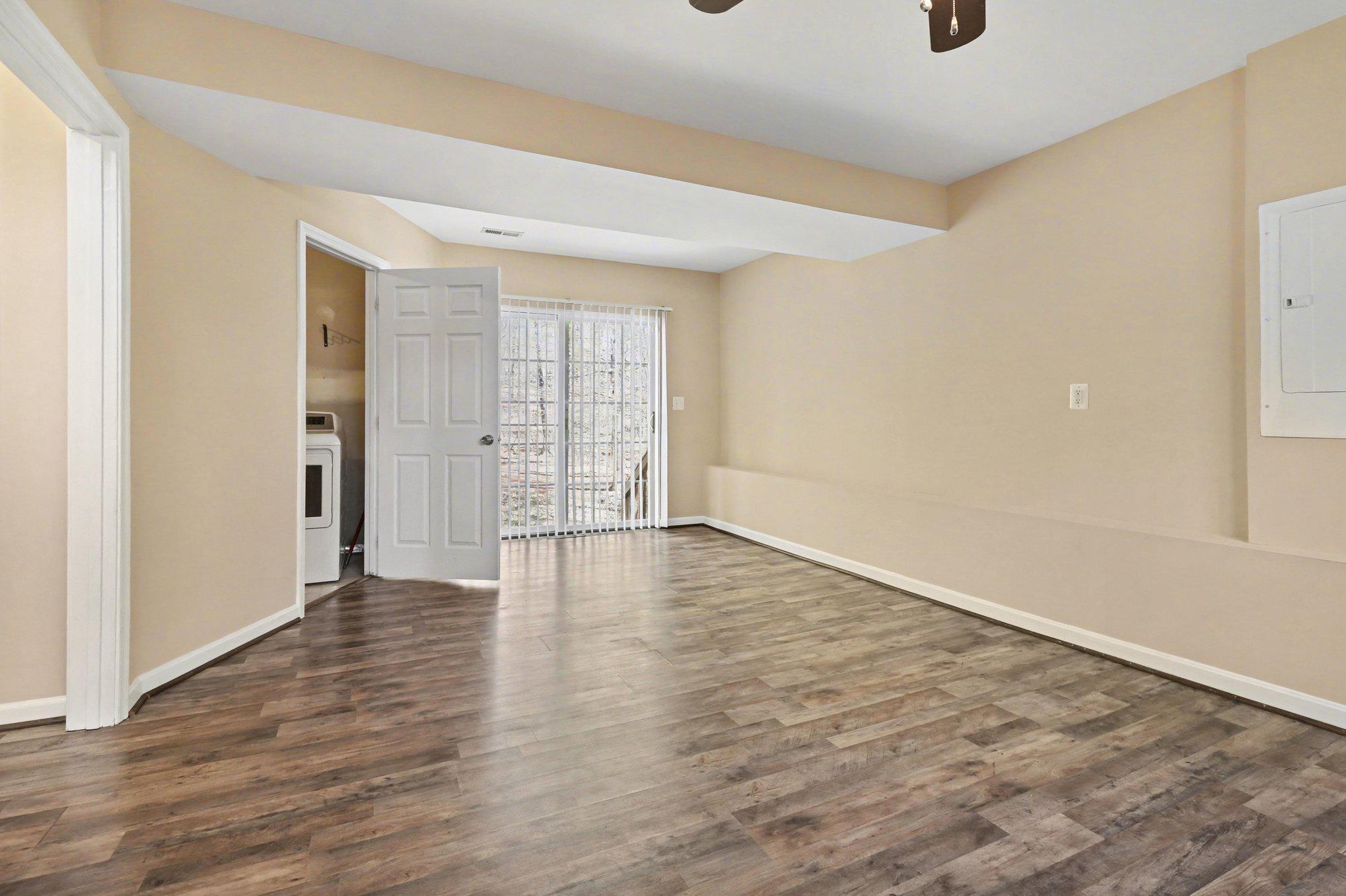 LAKE LAND OR - Residential