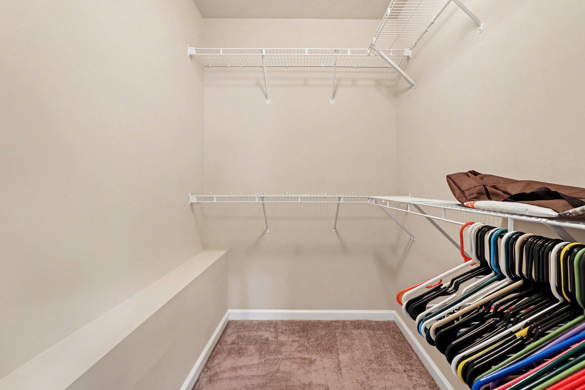 LAKE LAND OR - Residential