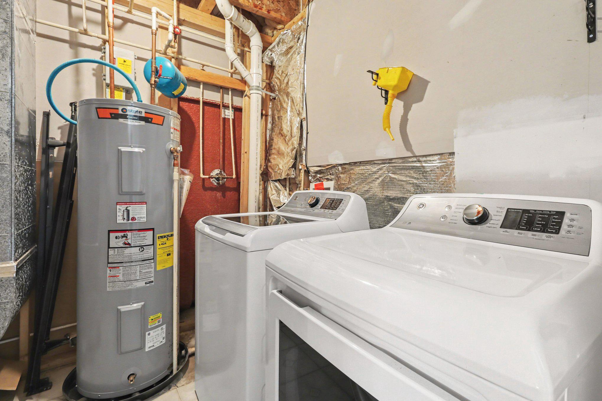 LAKE LAND OR - Residential