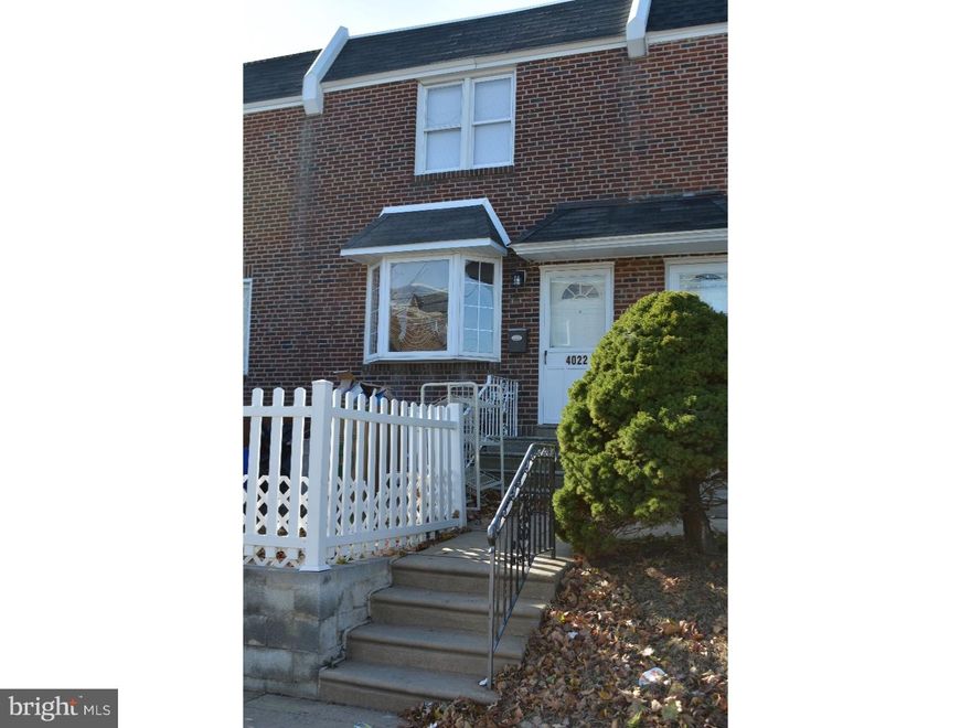 Beautiful 3 bedroom house for rent in the Wissinoming section of Philadelphia.  First floor features an open floor plan with plenty of natural light.  Living room is newly carpeted with a large bay window and a decorative wall cut out.  Dining room has gorgeous hardwood floors and a view into the eat in kitchen.  Second floor is newly carpeted with 3 bedrooms all with ample closet space and a full bathroom.  Laundry is located in the basement.  Within walking distance to Wissinoming Park and public transportation.  First, Last & 1 month security deposit to move in.