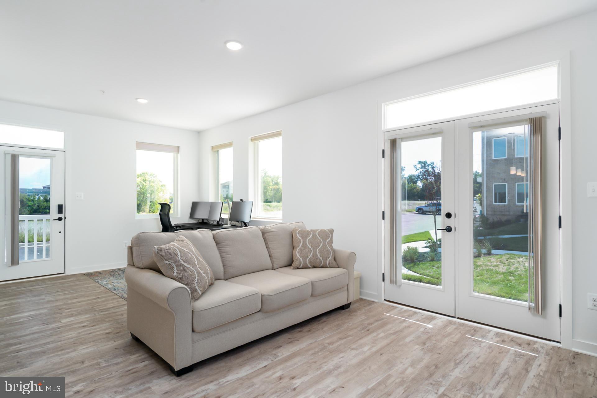 GAMBRILL GLENN - Residential