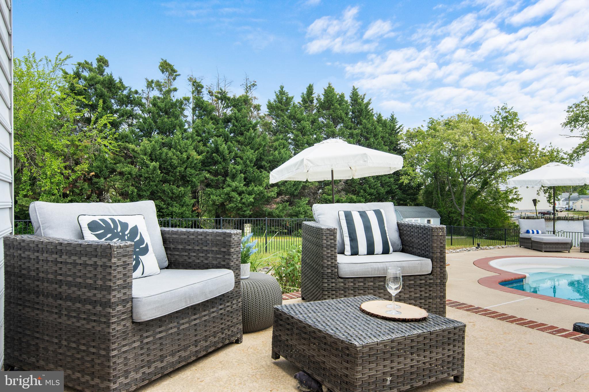 6011 SUNNYSIDE COURT