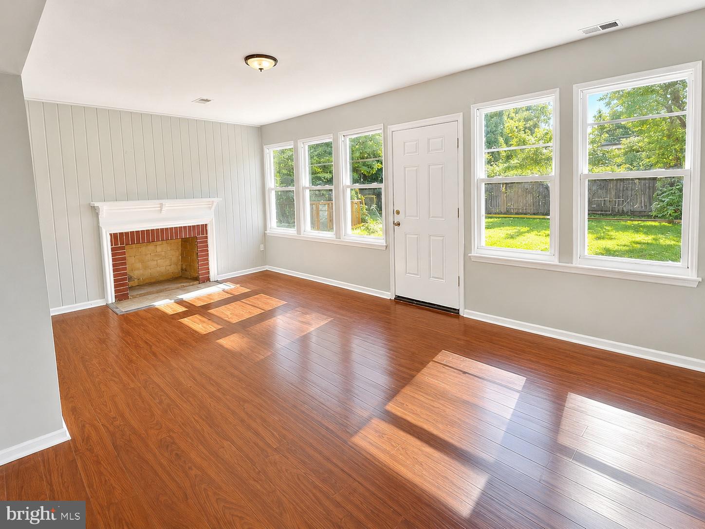SILVER SPRING PARK - Residential