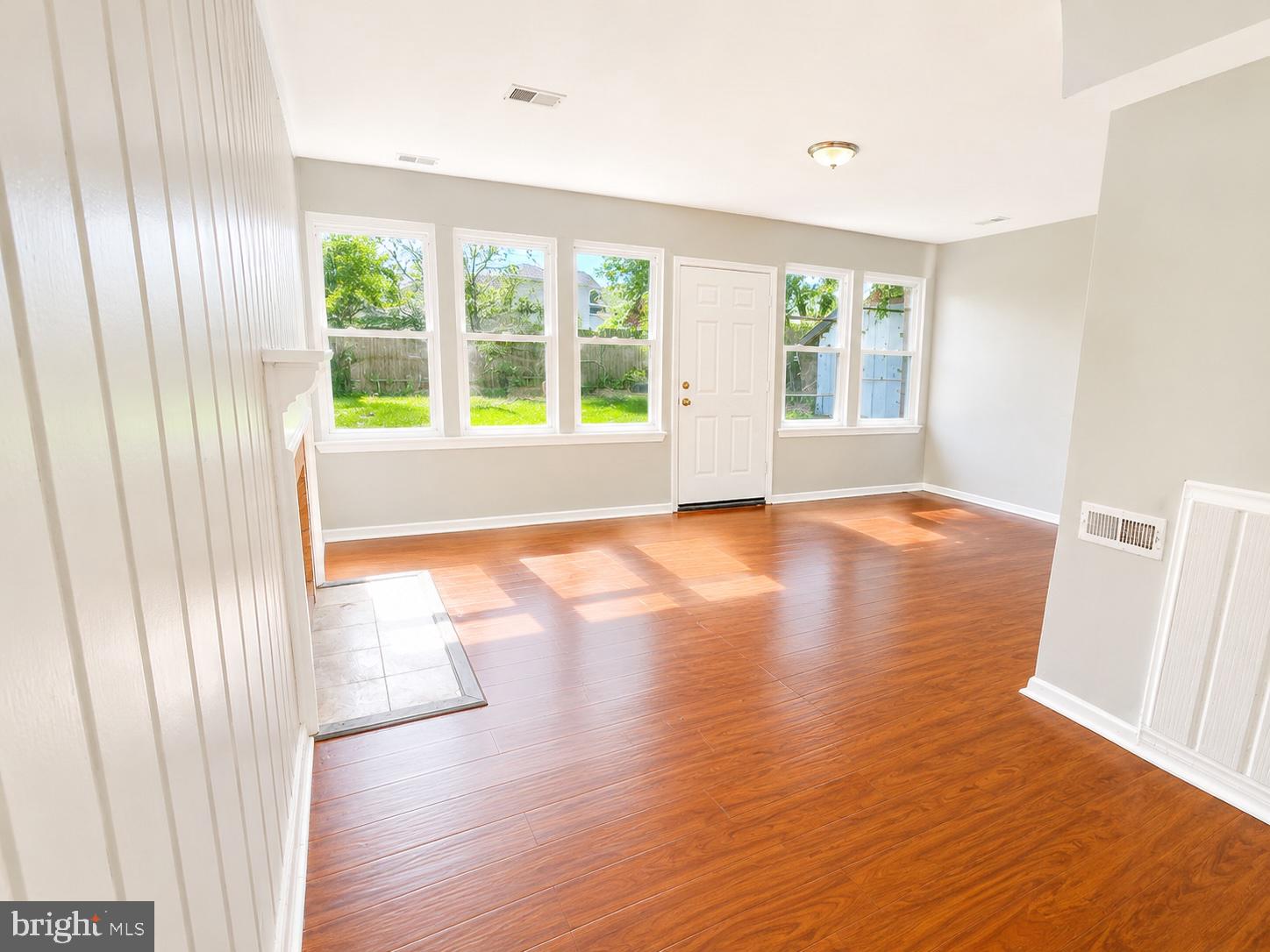 SILVER SPRING PARK - Residential
