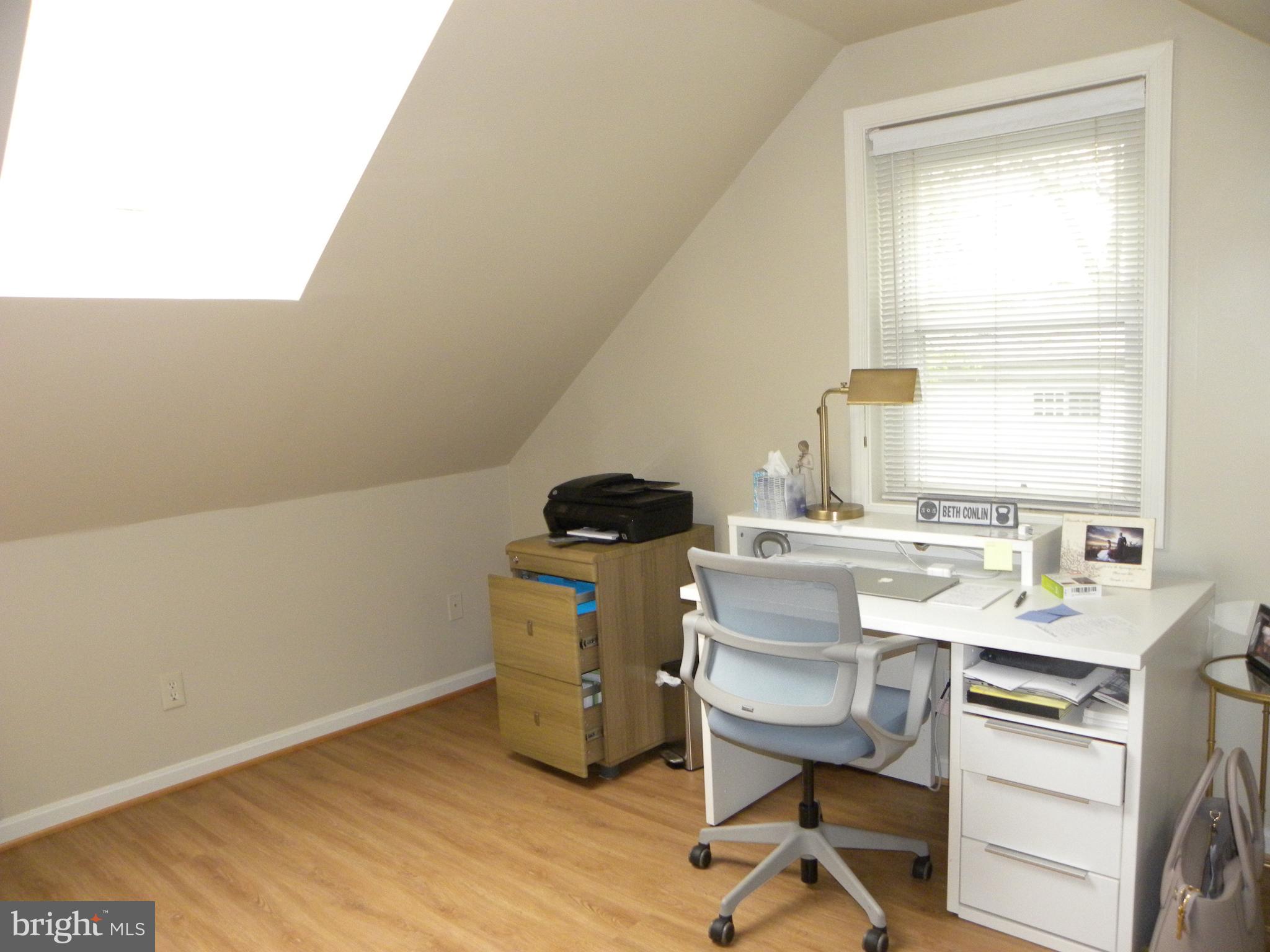 GLENMORE - Residential Lease