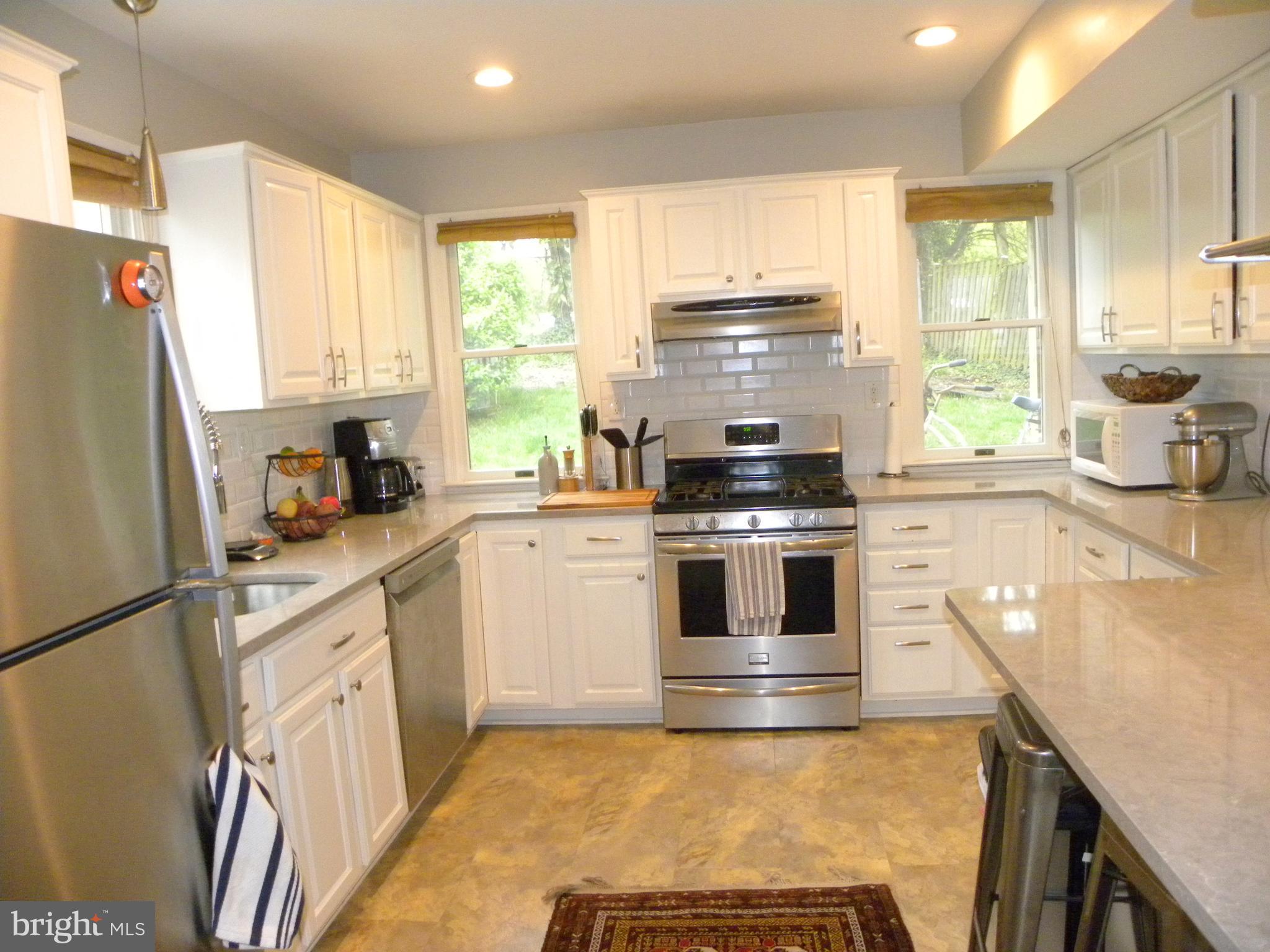 GLENMORE - Residential Lease