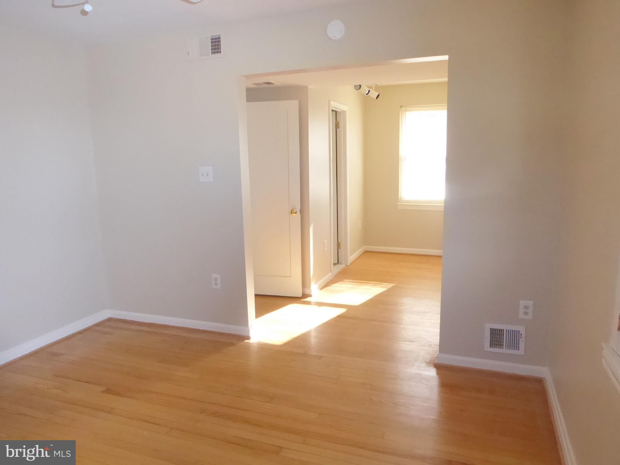 GLENMORE - Residential Lease