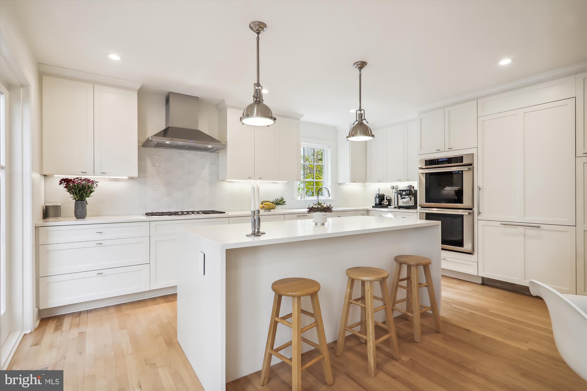 CHEVY CHASE - Residential