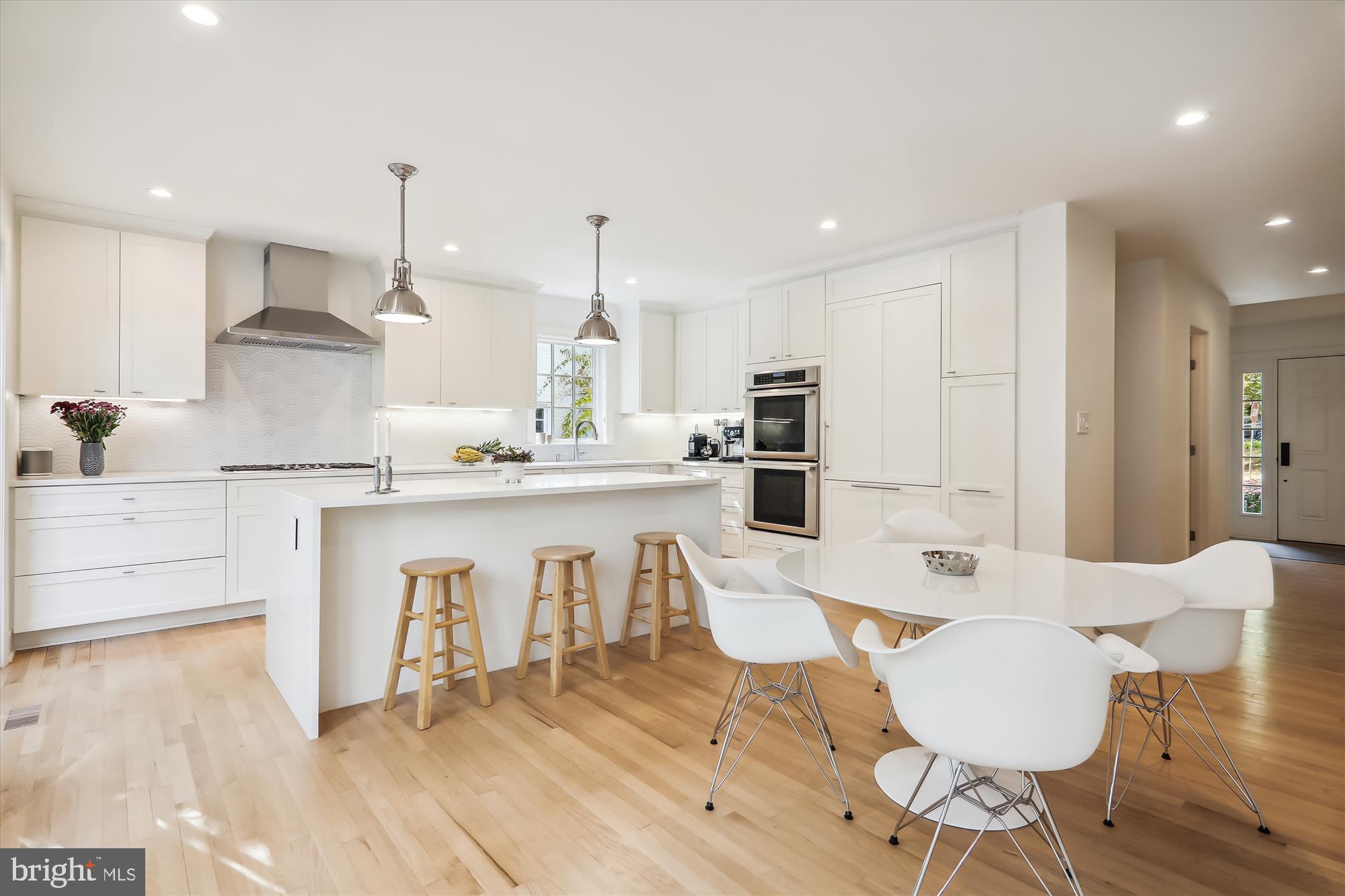 CHEVY CHASE - Residential