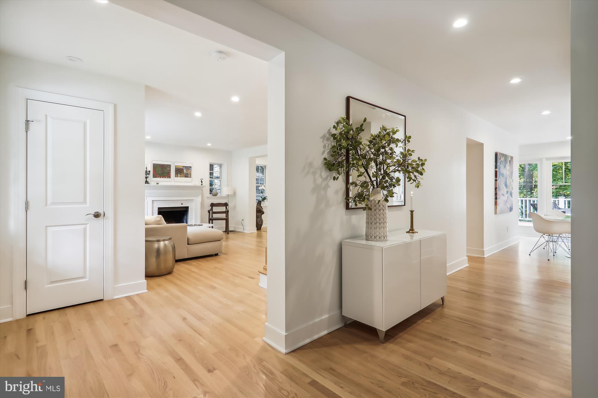 CHEVY CHASE - Residential