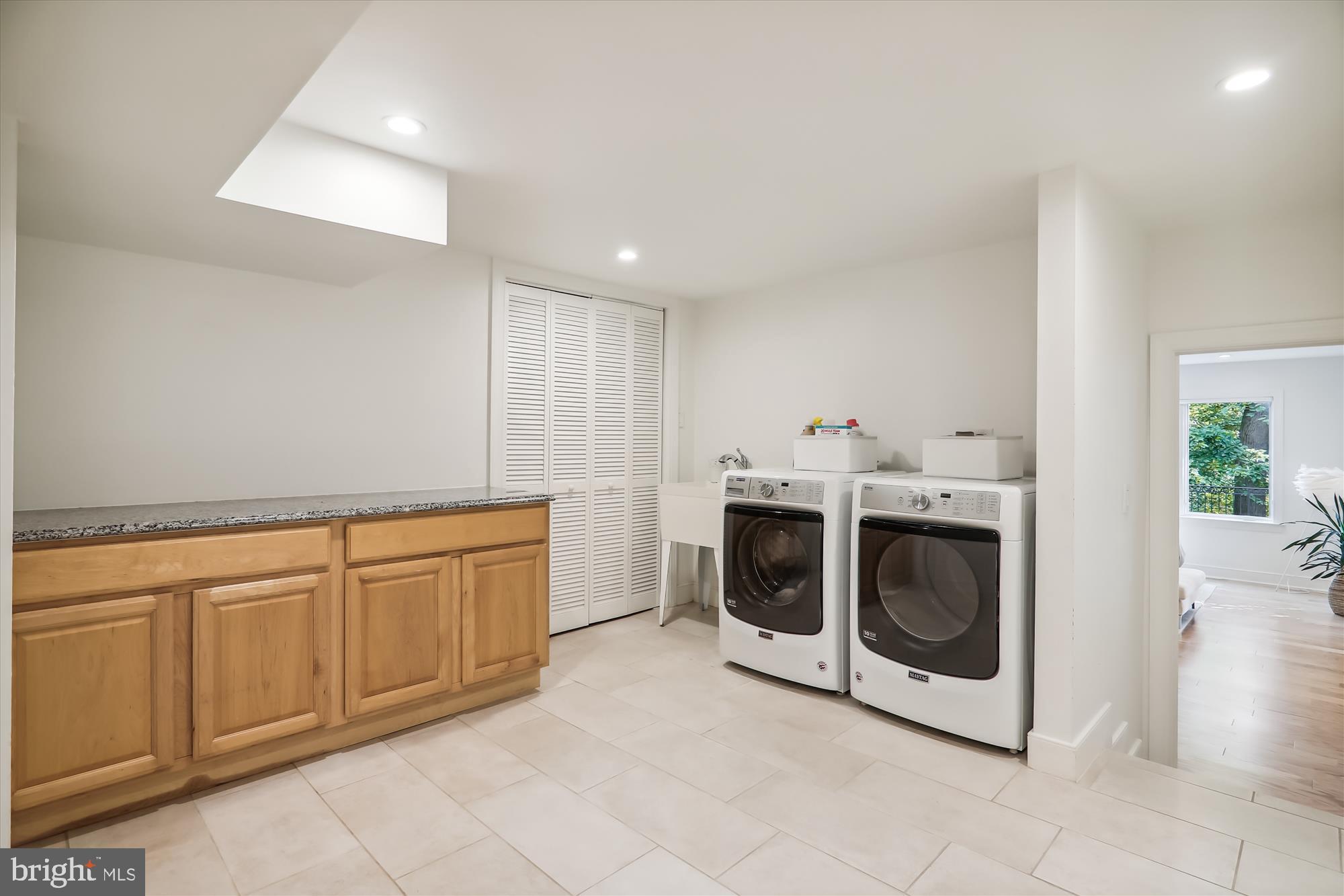 CHEVY CHASE - Residential