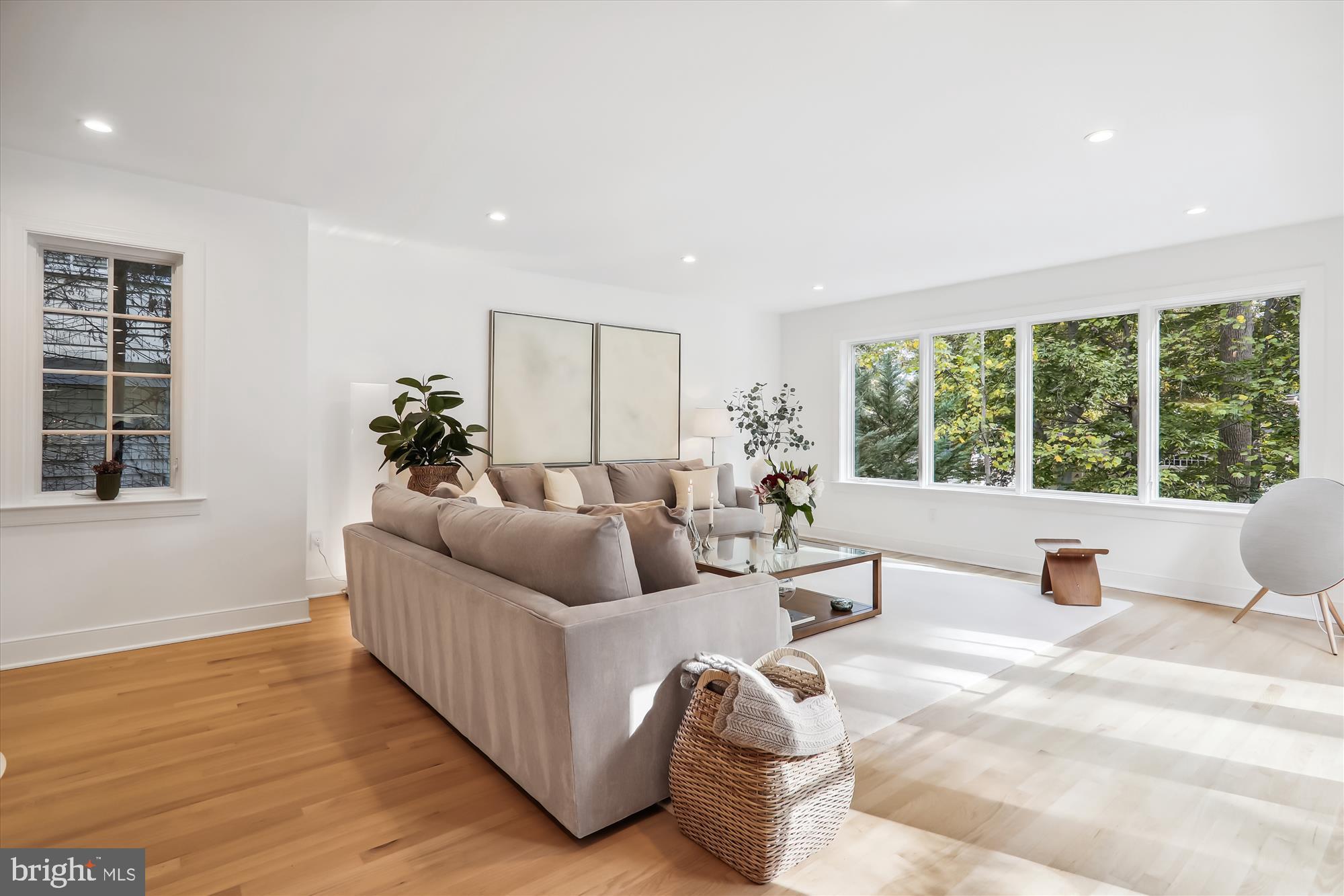 CHEVY CHASE - Residential