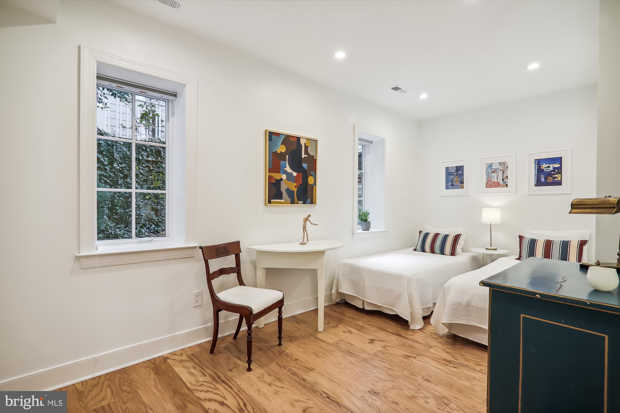 CHEVY CHASE - Residential