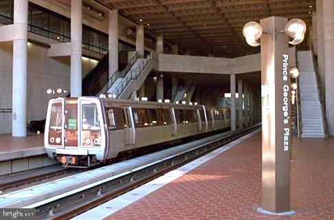 RIVERDALE PARK - Residential