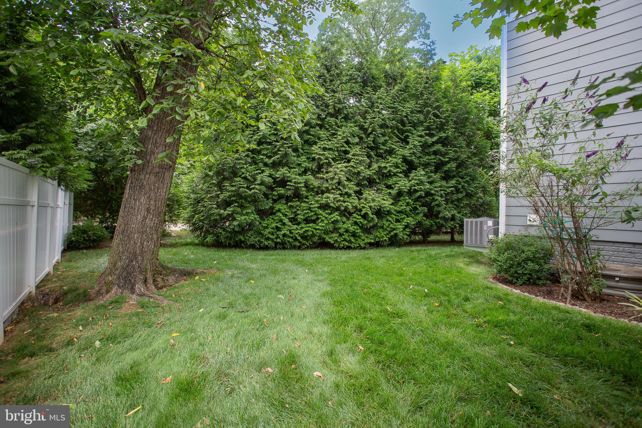 RIVERDALE PARK - Residential