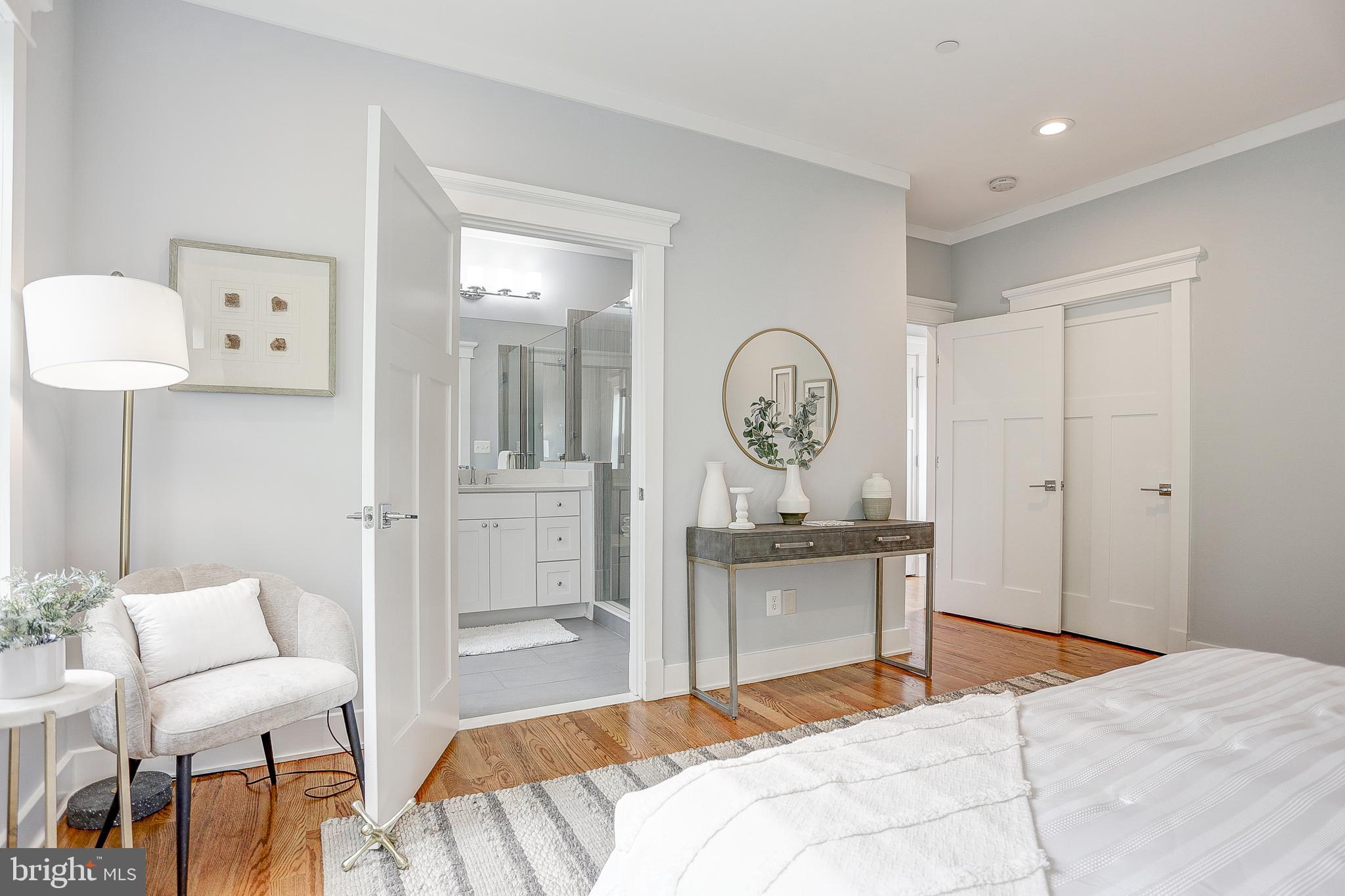 RIVERDALE PARK - Residential