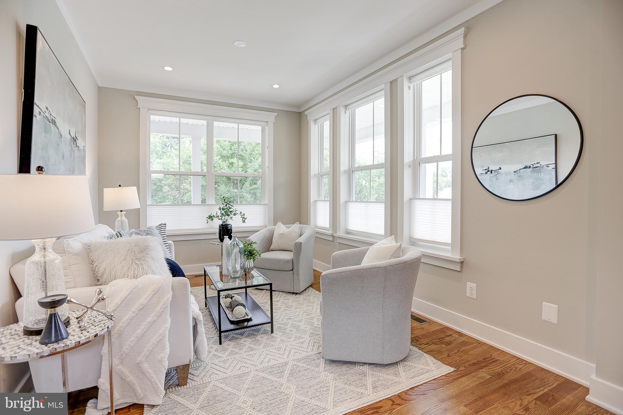 RIVERDALE PARK - Residential