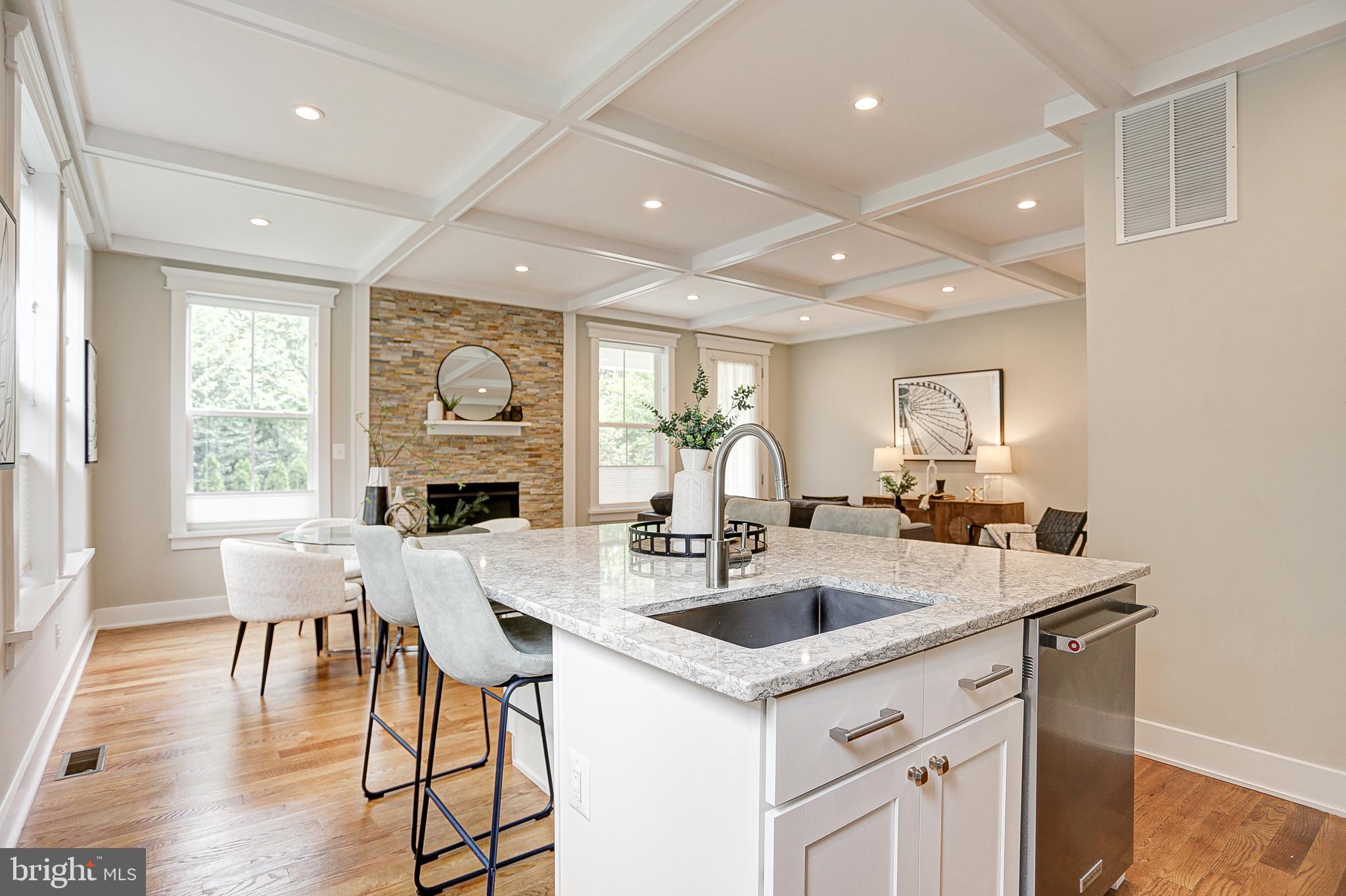 RIVERDALE PARK - Residential