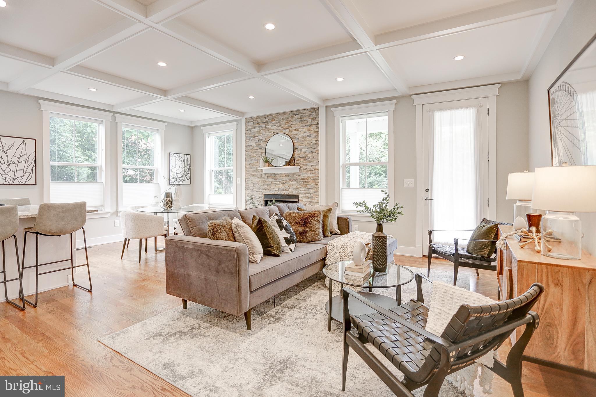 RIVERDALE PARK - Residential