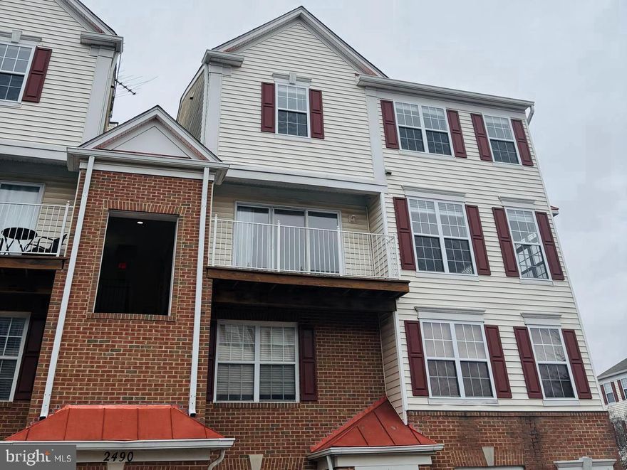 Welcome to this charming 2-level, sought-after top-floor Carlton Model Home in the Manors at McNair Farms – offering a perfect blend of comfort and convenience! As a corner unit, this home benefits from additional windows, filling the space with natural light and creating an airy, welcoming atmosphere.
*The condo fee covers water, sewer, and trash disposal, and there’s plenty of parking available for you and your guests. *

Featuring 2 bedrooms and 2.5 baths, the main floor includes a spacious living area with a gas fireplace and a walkout deck, flowing seamlessly into the eat-in kitchen.

Upstairs, the primary suite offers a generously sized bathroom with a luxurious soaking tub and separate shower – your own personal retreat. The second bedroom includes its own private bath, ensuring ultimate privacy and comfort for guests or family members. Plus, enjoy the convenience of having the laundry located on the same floor.

The location couldn’t be more convenient, with easy access to major roads, shopping, dining, and entertainment, including Reston Town Center. Commuters will appreciate the proximity to the airport, metro, commuter lots, and major highways.

Come see it for yourself!