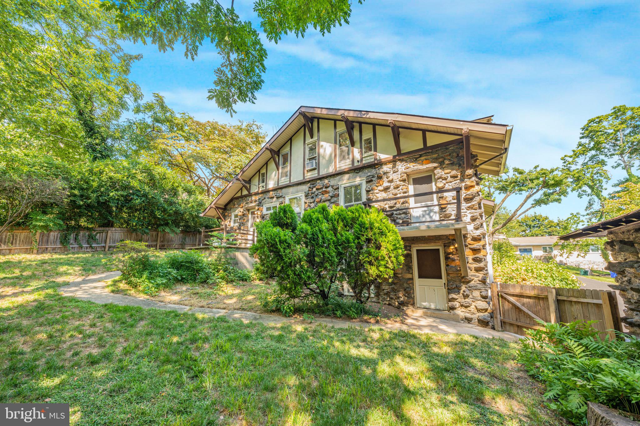 ELKINS PARK - Residential