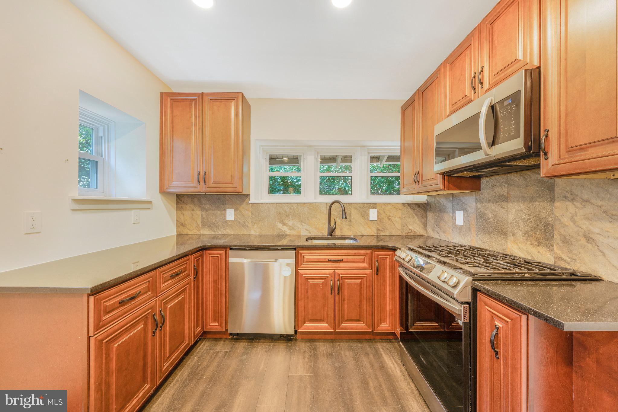 ELKINS PARK - Residential