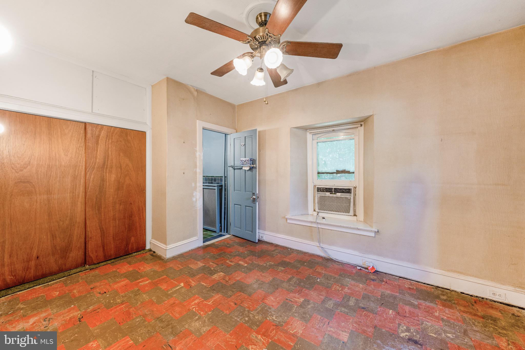 ELKINS PARK - Residential