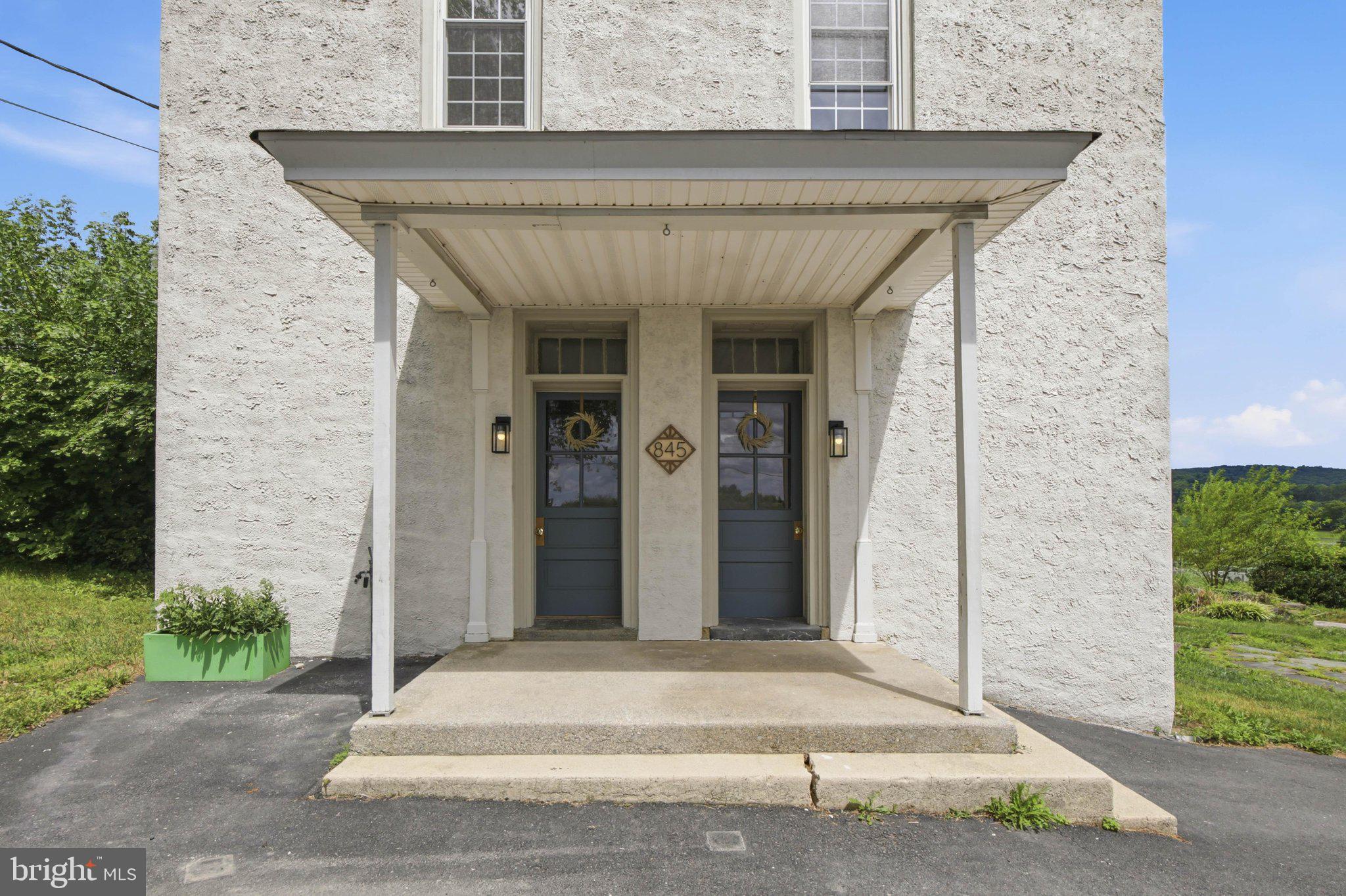 845 WHITE SCHOOL ROAD
