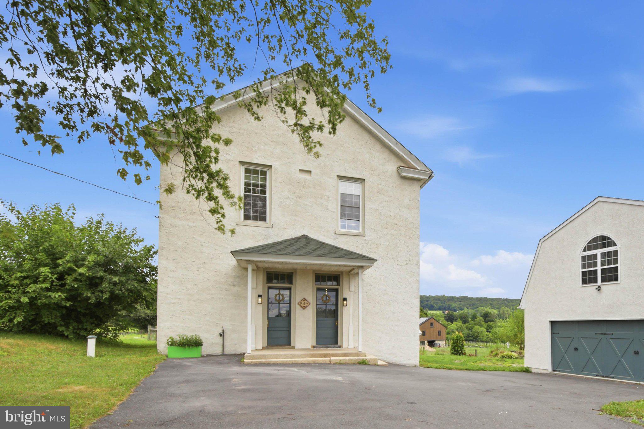 845 WHITE SCHOOL ROAD