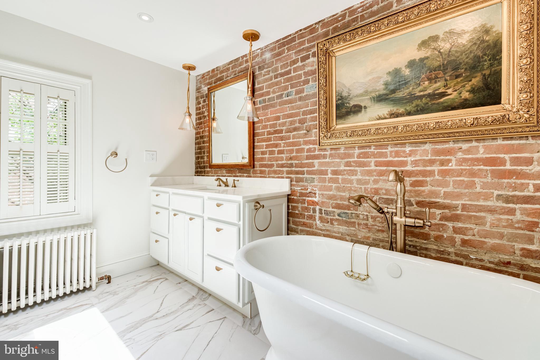 HISTORIC OLD TOWN - Residential