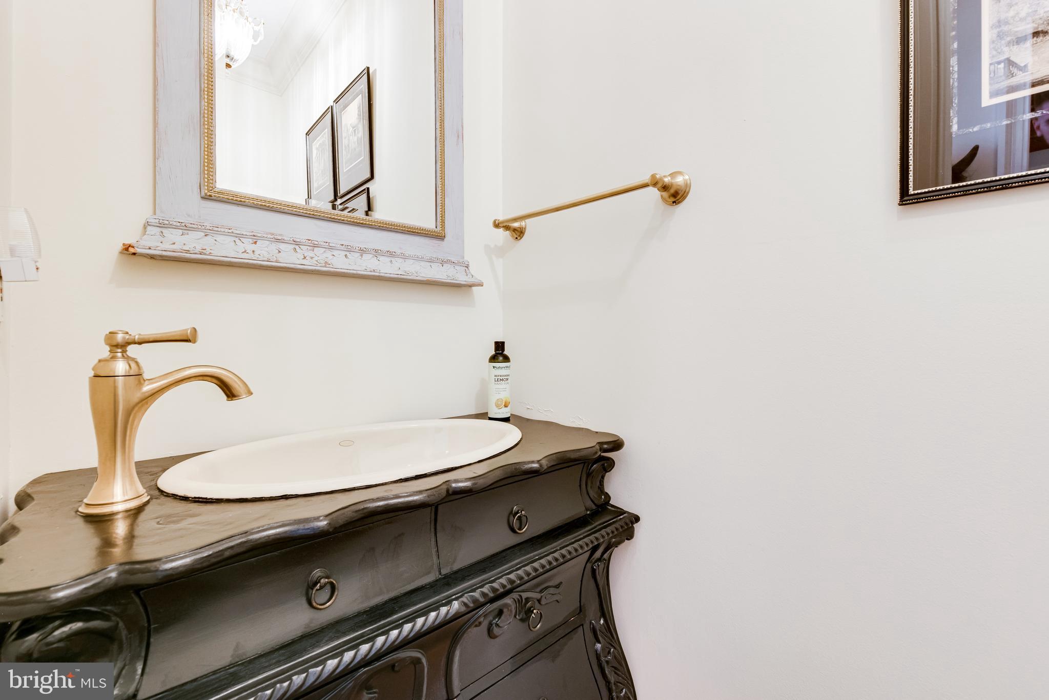 HISTORIC OLD TOWN - Residential