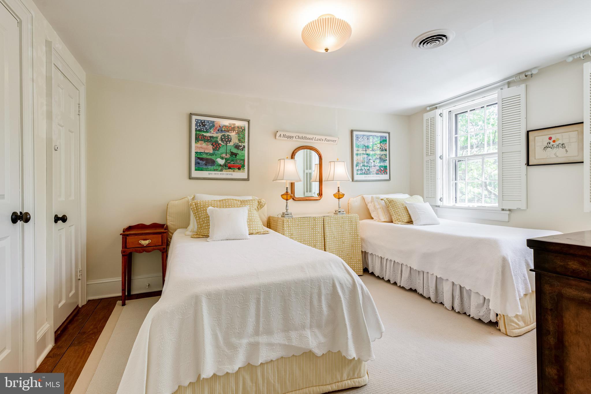 HISTORIC OLD TOWN - Residential