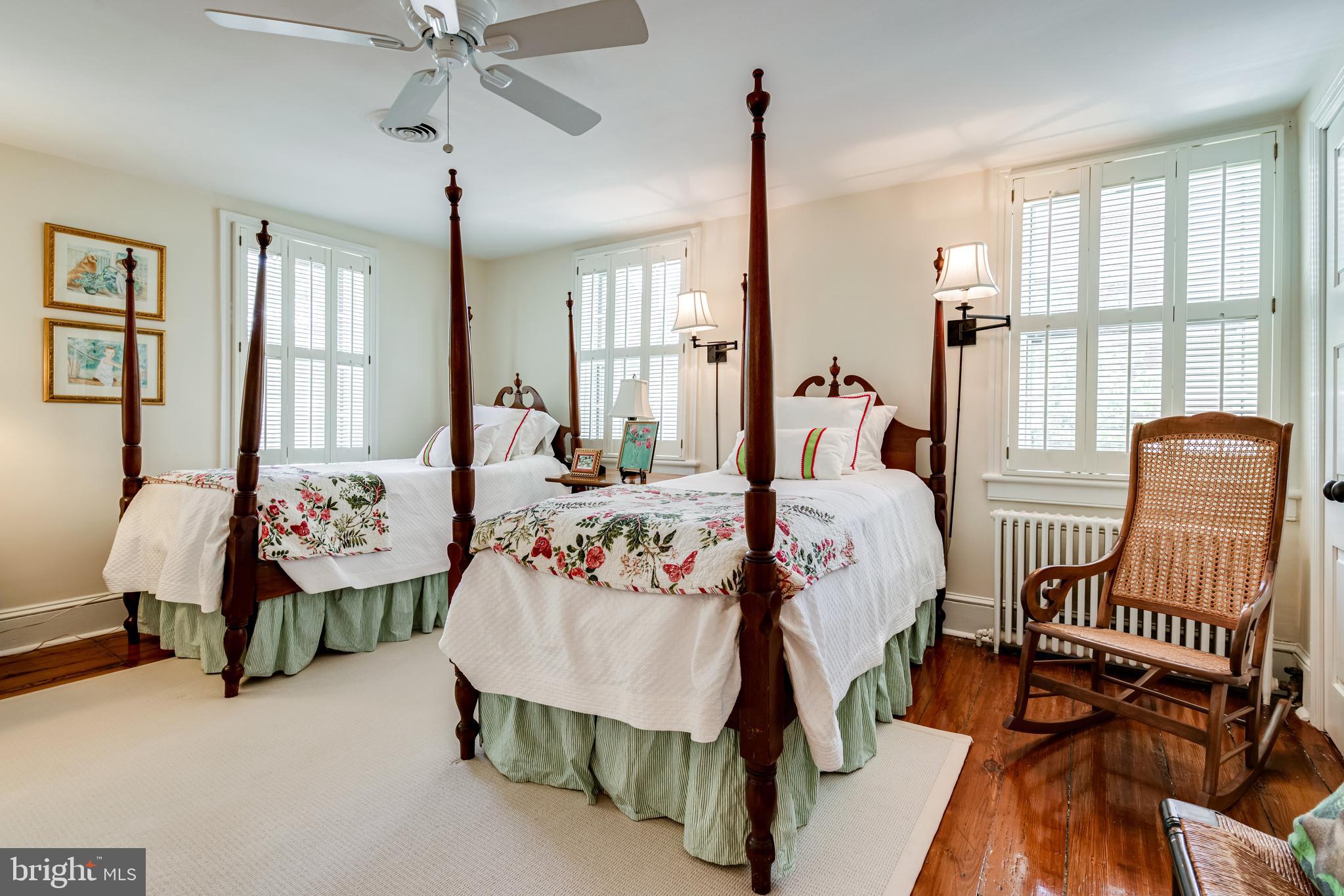 HISTORIC OLD TOWN - Residential