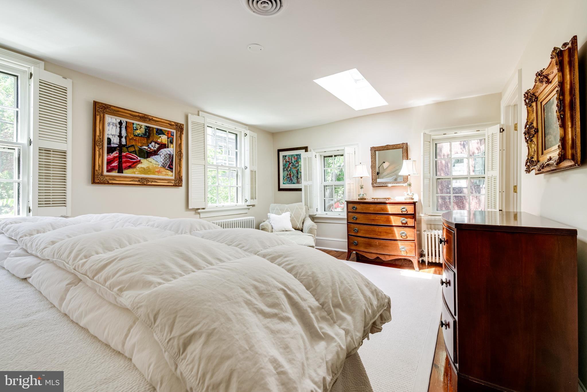 HISTORIC OLD TOWN - Residential