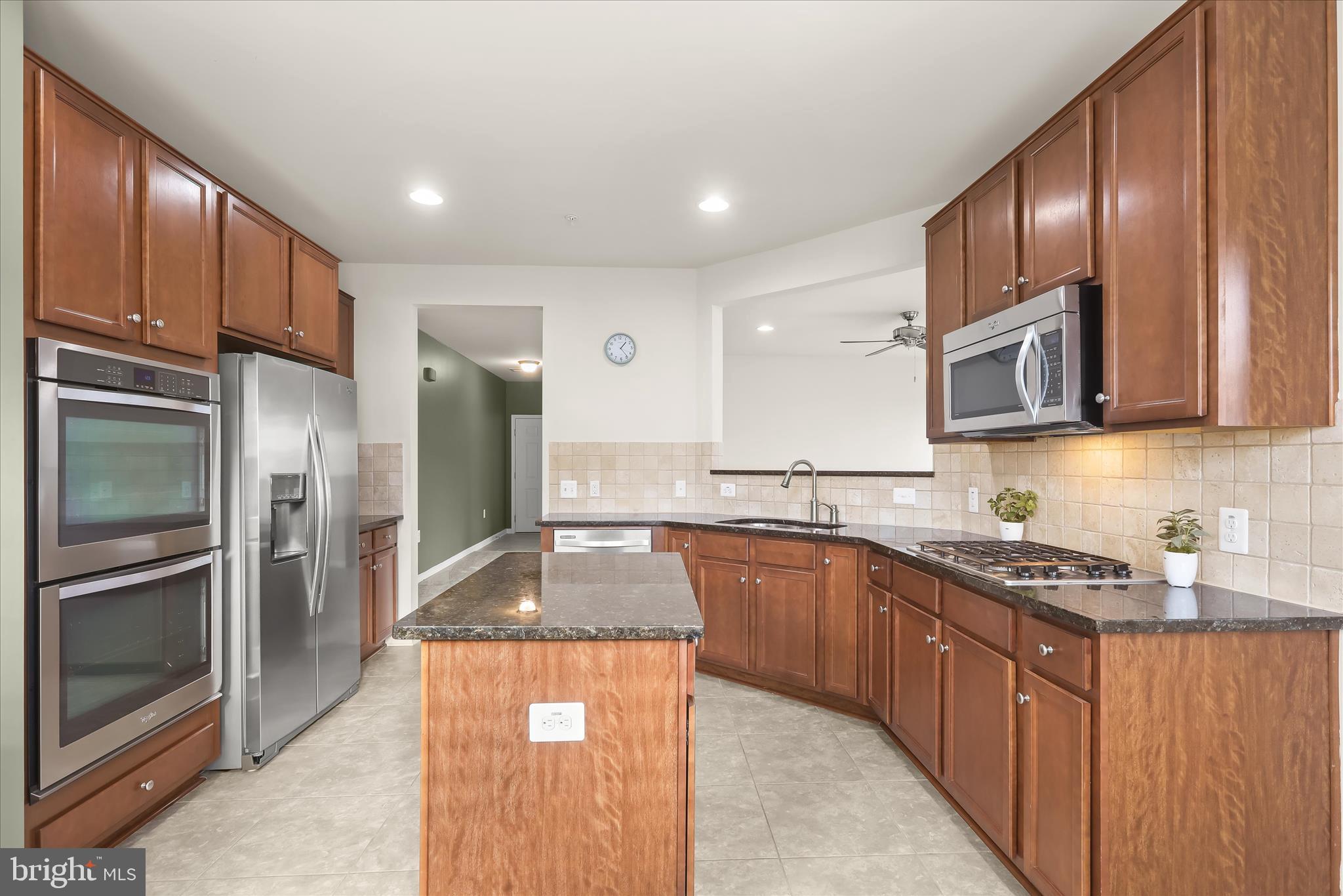 CARROLLS CREEK - Residential