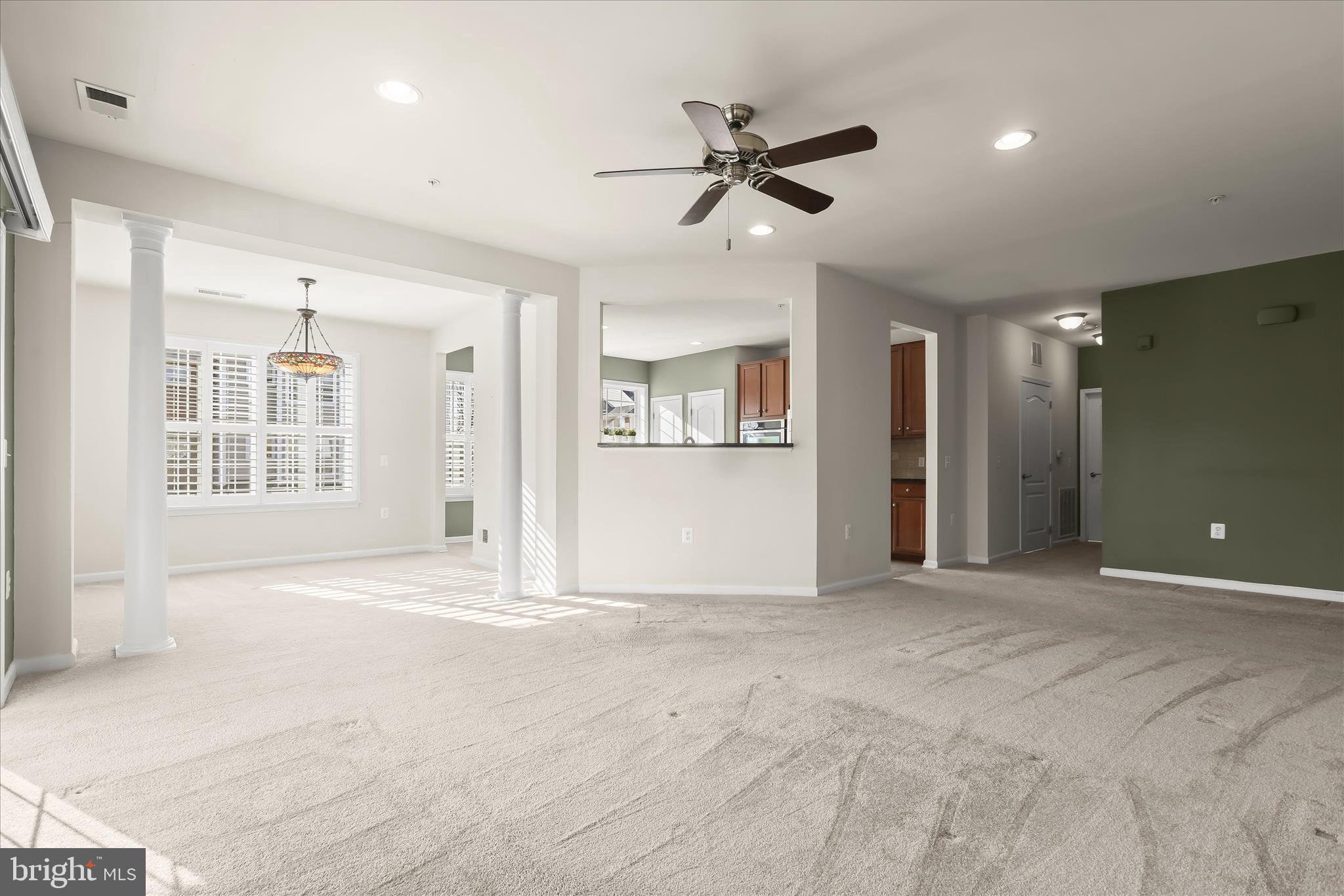 CARROLLS CREEK - Residential