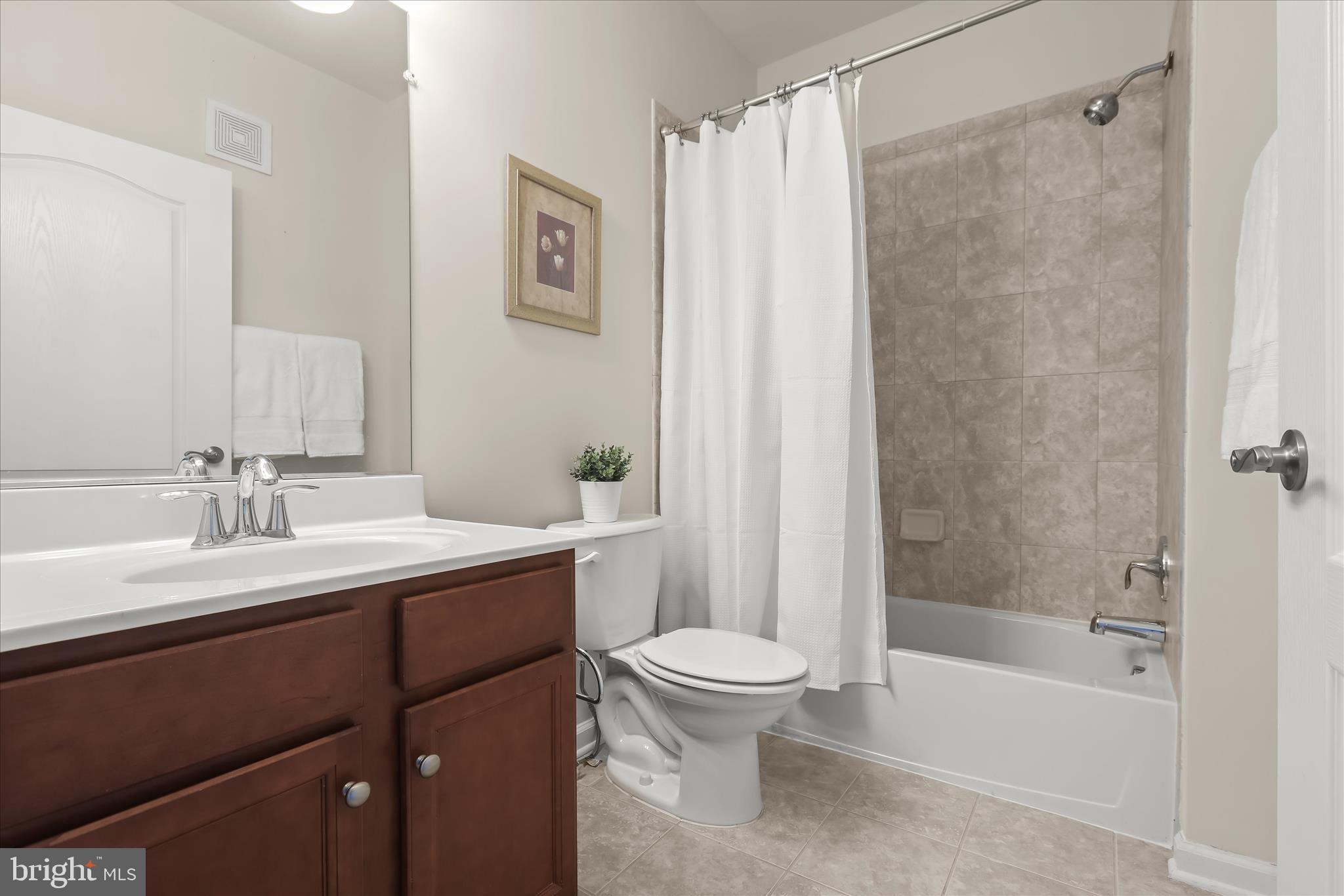 CARROLLS CREEK - Residential