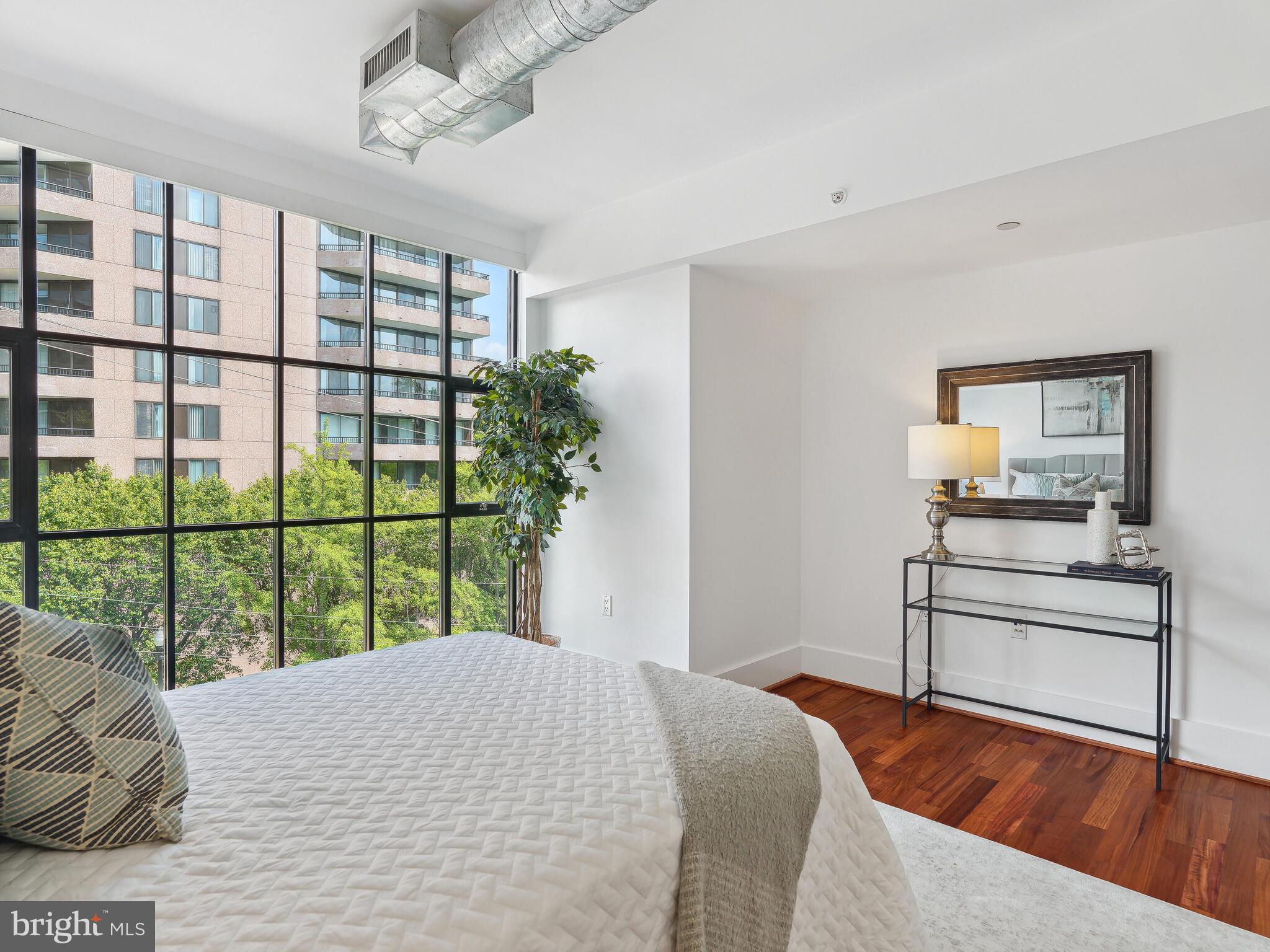 THE WOOSTER AND MERCER LOFTS - Residential