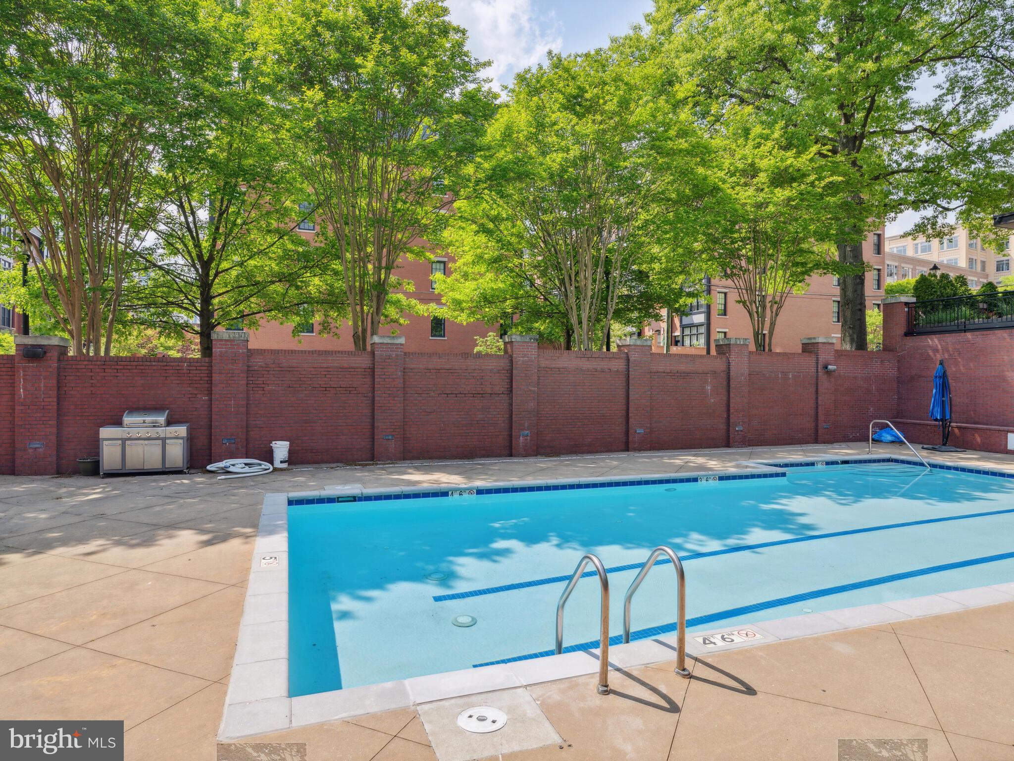 THE WOOSTER AND MERCER LOFTS - Residential