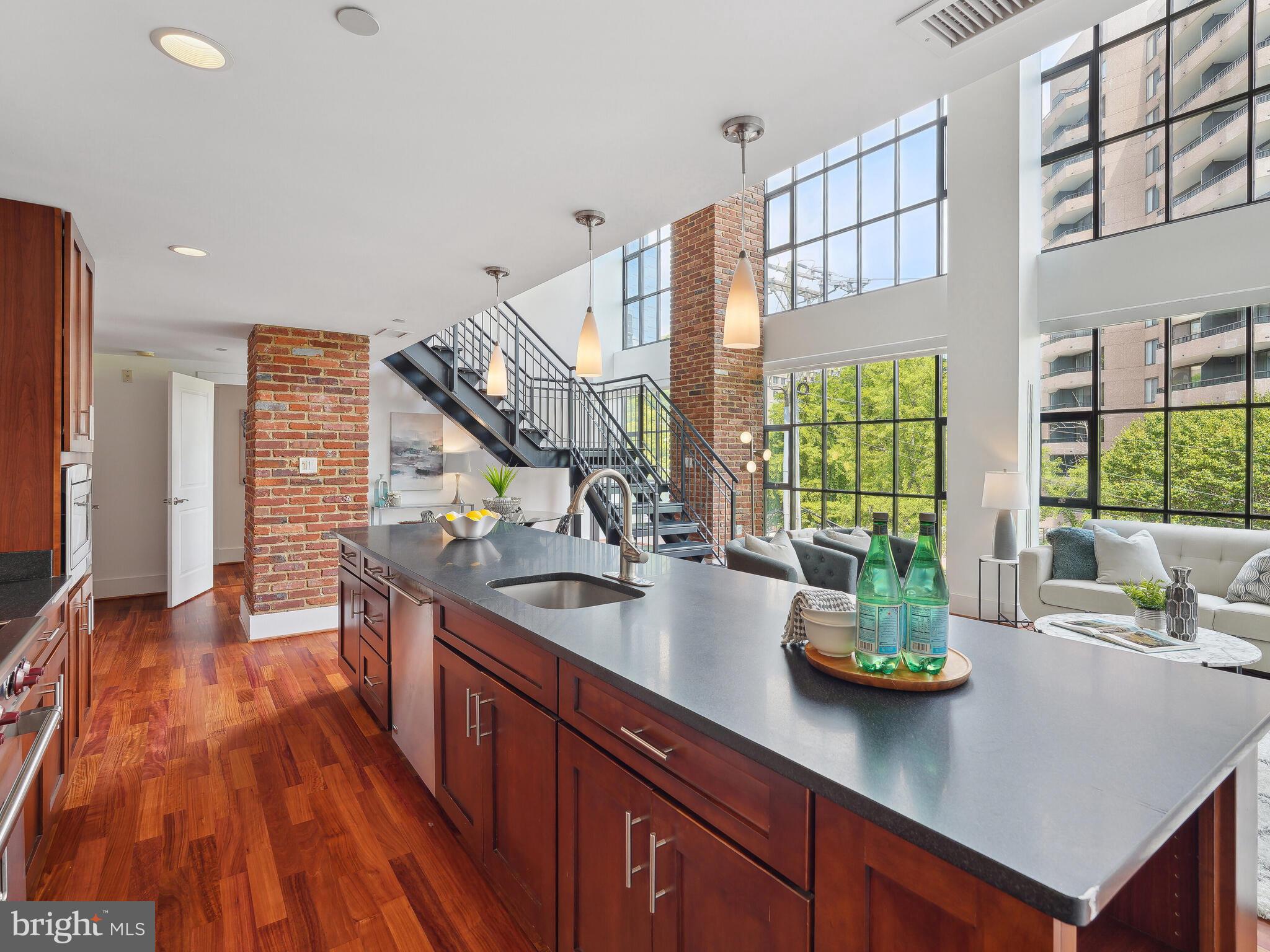 THE WOOSTER AND MERCER LOFTS - Residential