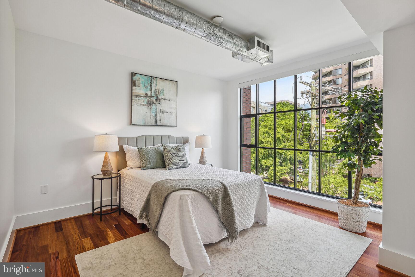 THE WOOSTER AND MERCER LOFTS - Residential