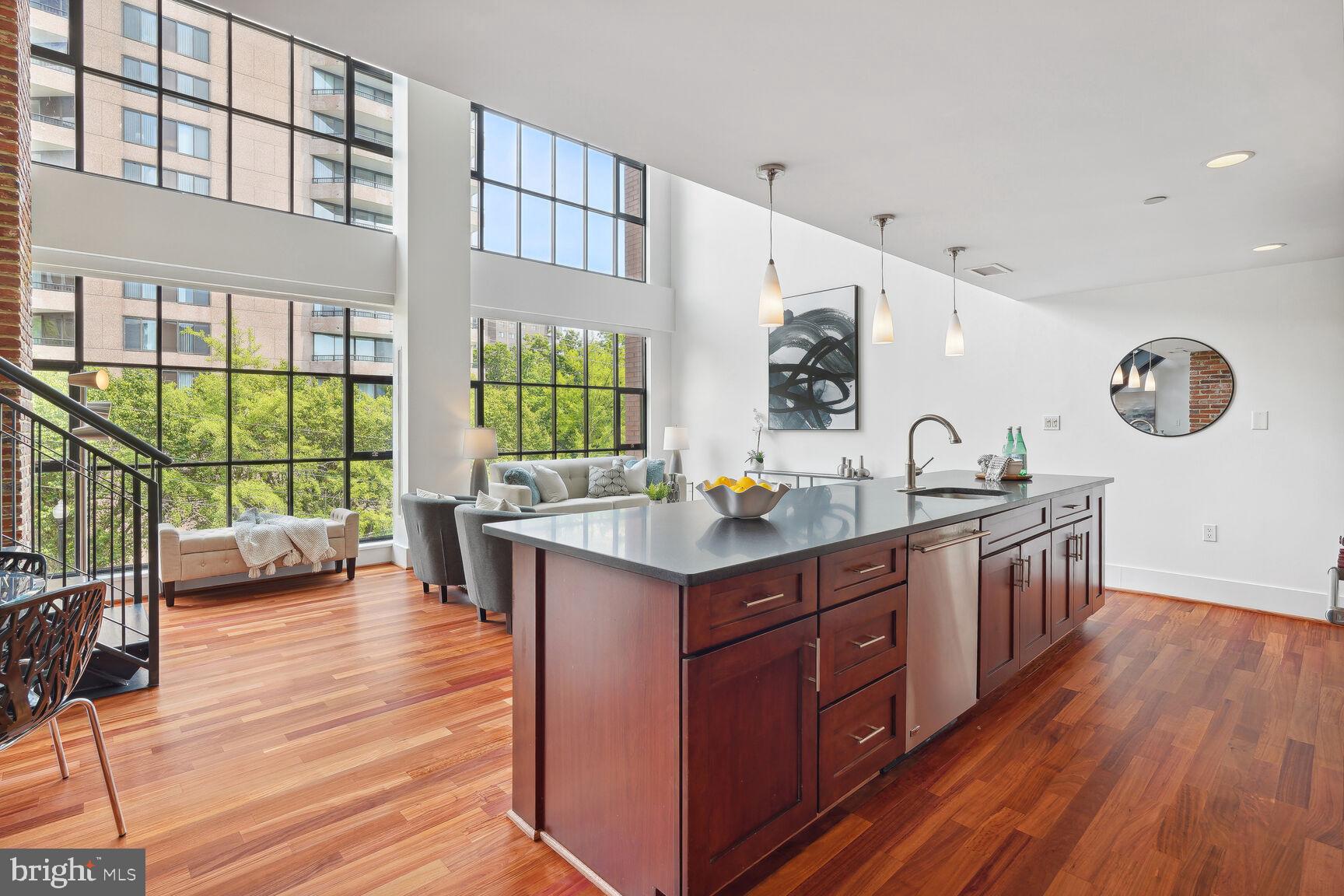 THE WOOSTER AND MERCER LOFTS - Residential