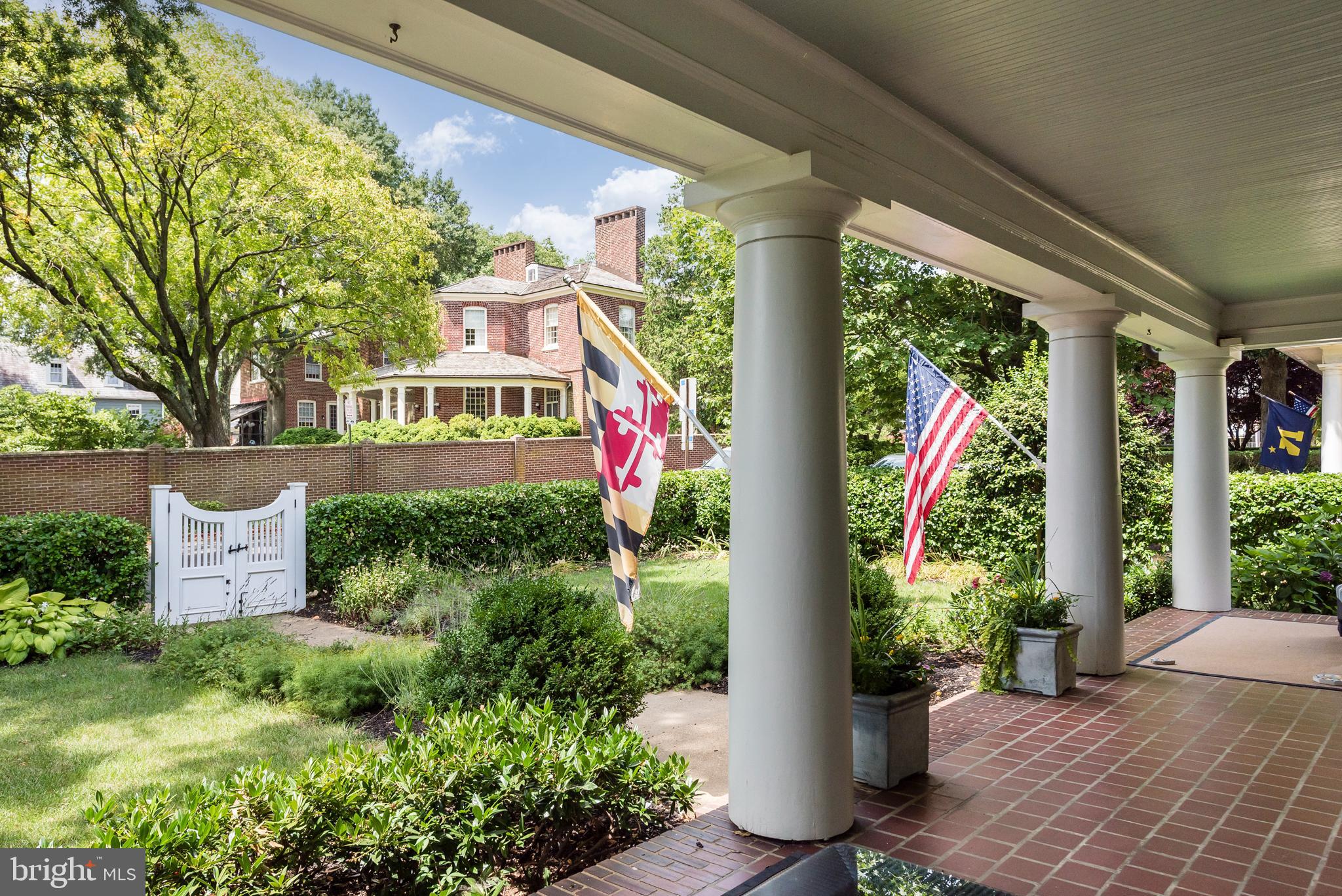 MURRAY HILL - Residential